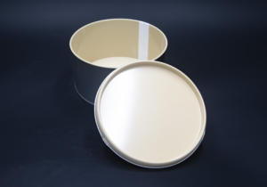 Lata cilíndrica de hojalata de la mejor calidad con apertura total, 155 mm, con tapa a presión y capacidad total de 1,1 a 3,5 litros. - Product Image 1