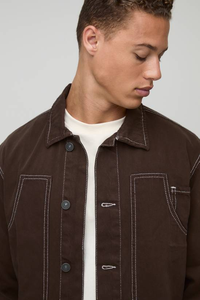 แจ็คเก็ตยีนส์ผู้ชายสไตล์วินเทจคลาสสิก ผ้าฝ้าย 100% ตกแต่งกระดุมปักลาย สำหรับฤดูหนาว รับผลิตแบบ OEM - Product Image 3