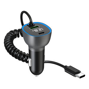 Chargeur de voiture portable 60W à charge rapide 12-24V avec trois ports USB Type C, voyants LED et câble spiralé - Product Image 3
