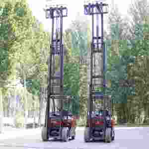 Chariot élévateur d'occasion de bonne qualité fabriqué au Japon KOMATSU FD100 10 tonnes - Product Image 1