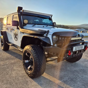 รถยนต์มือสองคุณภาพดีราคาประหยัด ปี 2016 จี๊ป แรงเลอร์ อันลิมิเต็ด ซาฮาร่า 3.6 V6 เกียร์ออโต้ พวงมาลัยขวา - Product Image 1