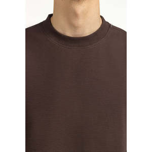 เสื้อสเวตเชิ้ตผู้ชายทรงปกติ สีน้ำตาลกาแฟ ผ้าถัก คอวี แขนยาว ใยไผ่ 100% แห้งเร็ว สวมใส่สบาย รับผลิตแบบ OEM ODM - Product Image 2