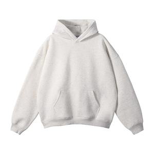 Pull à capuche personnalisé pour hommes, conçu pour les lancements de marques au détail et les vêtements du personnel de l'entreprise avec broderie ou impression - Product Image 4