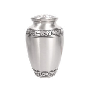El mejor suministro de urna de cremación de metal artesanal Precio al por mayor Suministros funerarios Fabricante indio Compra directa - Product Image 6