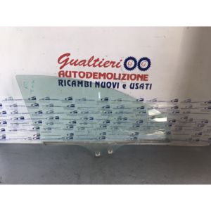 Vetro Anteriore Destro Sfumato per Mazda 3 Berlina Serie BBP358511C (09>13) - Product Image 1