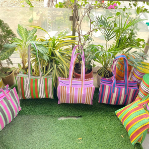 ถุงช้อปปิ้งแถบขนาดใหญ่เป็นมิตรกับสิ่งแวดล้อมอย่างยั่งยืนวัสดุตาข่ายไนลอนโพลีโพรพิลีนรีไซเคิลสำหรับการเดินทางกลางแจ้งจำนวนมาก - Product Image 1