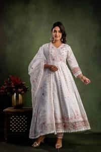 ชุดคอตตอนปักลาย anarkali kurta ผลิตจากผู้ผลิตทั่วโลกในราคาไม่แพง - Product Image 2