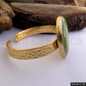 Bracelet et manchette de déclaration de pierres précieuses faites à la main en plaqué or SKU5739 - Product Image 3