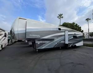Prix de vente aux enchères : Camping-car de luxe d'occasion 2023 Forest River Cardinal 380RLX, intérieur spacieux, une chambre, 4-6 passagers, Euro 5, en vente - Product Image 6