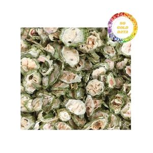 แตงขมแห้งแปรรูปอย่างระมัดระวังเพื่อรักษาความสดของรสชาติตามธรรมชาติและมอบคุณค่าที่ยอดเยี่ยมสำหรับการใช้งานด้านการทำอาหาร - Product Image 1