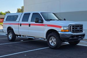 F250 SuperDuty XL.T CrewCab d'occasion en parfait état, modèle 2001 - Product Image 6