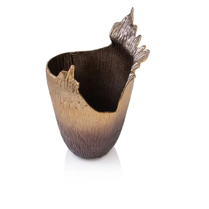 Jarrón Floral de Metal Hecho a Mano con Acabado Brillante para Centros de Mesa Elegantes y Detalles Modernos de Decoración del Hogar - Product Image 4