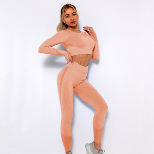 Nuevo conjunto de yoga activo sin costuras para gimnasio transpirable para mujer con Sujetador deportivo, mallas, pantalones cortos, 2 uds como MOQ - Product Image 4