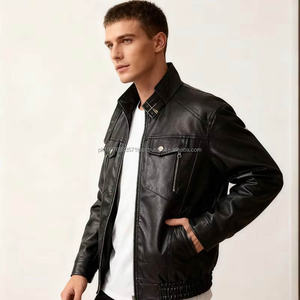 Chaqueta de Cuero Vacuno Vintage Bordada y Transpirable para Hombre, con Cuello Camisero, Diseño de Motocicleta y Logotipo Frontal - Product Image 4
