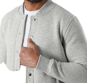 เสื้อแจ็คเก็ตฟลีซคุณภาพพรีเมียม สกรีนโลโก้ได้ตามสั่ง ขายส่งเสื้อแจ็คเก็ตเบสบอลแบบเรียบๆ สำหรับผู้ชาย - Product Image 3