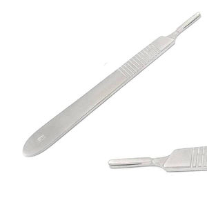 Cuchilla Quirúrgica Profesional Número 3 con Mango de Acero Inoxidable de Alta Calidad para Estudios Veterinarios y Autopsias - Product Image 2