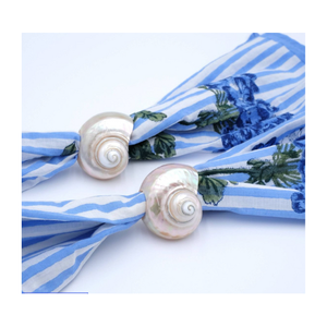 แหวนผ้าเช็ดปากเปลือกหอยทำจากเปลือกหอยธรรมชาติสำหรับตกแต่งโต๊ะแต่งงานหรูหราทำด้วยมือในเวียดนาม - Product Image 1