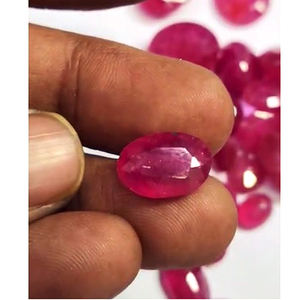 127 piezas de Bangkok Glass Filled Ruby 12mm a 20mm Oval Facet 1000 Cts Lot Iroc Calidad de venta Manik Gemstones cut US $400 para todos - Product Image 4