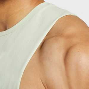 Débardeur de gymnastique pour hommes conçu sur mesure pour les amateurs de gymnastique Léger et durable pour les entraînements quotidiens gilets unisexe avec logo - Product Image 6