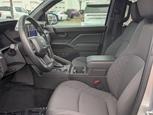 Toyota Tacoma 4WD SR 2025 Usada en Buen Estado - Product Image 4