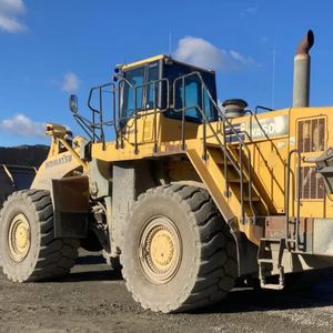 Cargadora Komatsu WA600 Usada de 20T, Equipo de Ingeniería de Alto Rendimiento para Carga de Tierra, Color Amarillo y Negro - Product Image 6