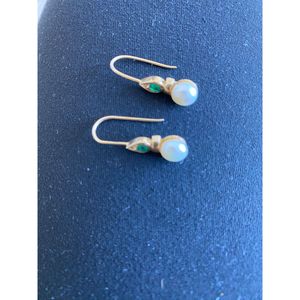 Magnifiques boucles d'oreilles pendantes en perles par Roshna - Product Image 1