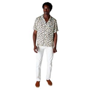 La chemise Sunny Disposition présente des illustrations de marguerites abstraites, un passepoil bleu pierre et un tissu Tencel pour un style unisexe joyeux - Product Image 1