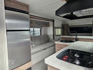 รถบ้านใหม่ F-O-R-E-S-T RV R-I-V-E-R NO BOUNDARIES 19.6 รุ่นปี 2022 ประสิทธิภาพเยี่ยม พร้อมจำหน่าย - Product Image 4