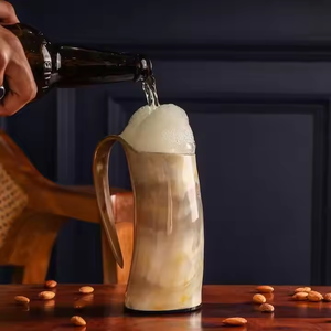 Tasse en corne faite à la main avec finition naturelle Tasse à boire Viking pour bière ou hydromel Parfait pour les festivals de camping par Artisan Craft - Product Image 3