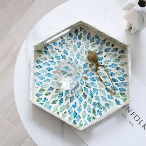 Bandeja para servir de madreperla con diseño ovalado personalizado elegante hecha a mano, última fabricación de Vietnam para almacenamiento en el hogar - Product Image 1