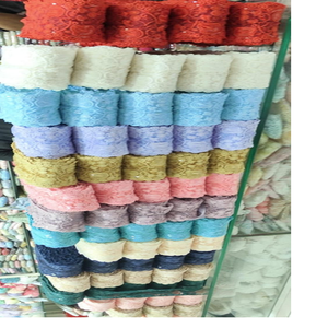 Fleurs faites sur mesure brodées dans des couleurs vives et aussi en grande largeur et dans des motifs floraux ethniques - Product Image 1