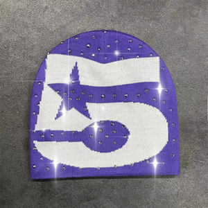 Gorro de Invierno Premium para Hombre, con Logotipo y Diseño Personalizados, Gorros con Pedrería Premium, Gorros Transpirables con Estampado Personalizado para Unisex - Product Image 5