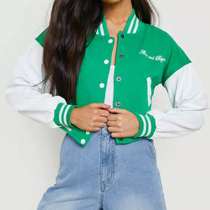 Vêtements pour femmes personnalisés, automne/hiver, imperméables, écologiques, respirants, en tissu tricoté en laine, avec des patchs en chenille, des broderies en fourrure, des lettres - Product Image 5