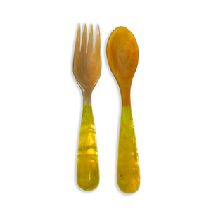 Cuchara de cuerno de búfalo hecha a mano con mango de resina Cuchara para ensalada Servidores de ensalada Juego de 2 para uso en utensilios de cocina - Product Image 1