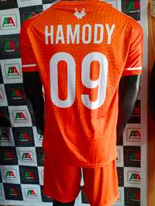 2025 ensemble d'uniformes de football pour hommes de haute qualité vente directe d'usine vêtements d'équipe nationale sublimés avec sacs de sport - Product Image 6