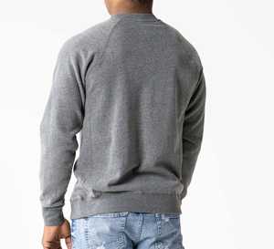 Sweat-shirt à manches longues personnalisé pour hommes, molleton doux avec impression bouffante et logos brodés, ensemble coupe décontractée de style solide - Product Image 4