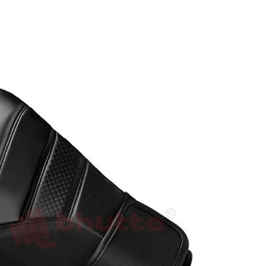 Guantes de Boxeo Deportivos Negros de Primera Calidad de BHUTTA ENTERPRISES, Diseño Superior, Protección Personalizable - Product Image 6