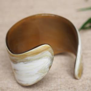 Bracelet en corne bijoux naturels belles cornes bracelets matériau naturel bracelet prix le moins cher - Product Image 2