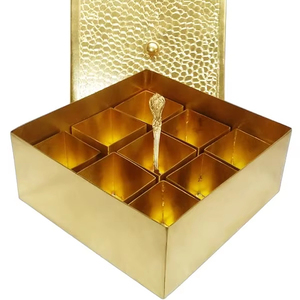Contenedor de Especias de Metal de Cobre Hecho a Mano con Siete Compartimentos, Artesanía HF, Masala Dabba, Caja de Condimentos, Almacenamiento de Hierbas y Especias - Product Image 1