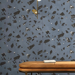 FLORI SHUTTEL Carreaux en porcelaine émaillée à finition sculptée aspect terrazzo - Product Image 1