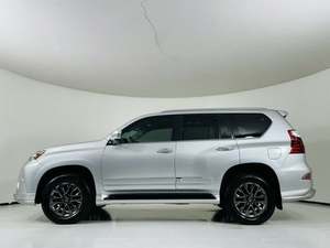 L_ex_us G X 460 AWD 2019 / Disponible para la venta con bajo kilometraje / Motor de gasolina, coche usado en buen estado y sin accidentes ni problemas. - Product Image 3