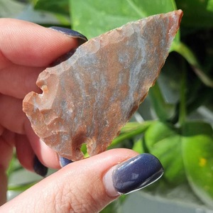 หัวลูกศรอาเกตธรรมชาติที่ขายดีที่สุดสำหรับการรักษาหรือป้องกันและพลังงานทางจิตวิญญาณ - Product Image 3