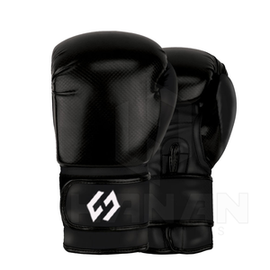 Guantes de boxeo para principiantes y profesionales: guantes acolchados OEM con ajuste seguro para gimnasios y clubes de lucha, de Pakistán - Product Image 1