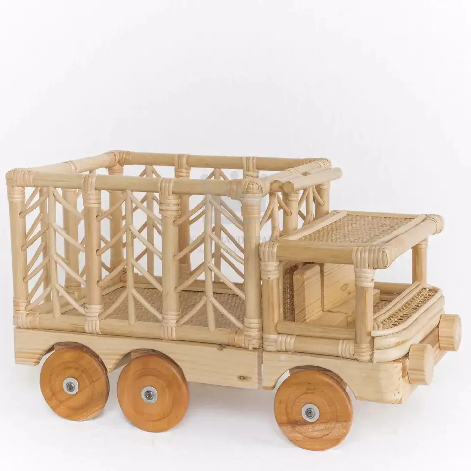 Mobil mainan anak-anak, mobil mainan rotan tahan lama dan ramah lingkungan, mobil mainan anak di Vietnam