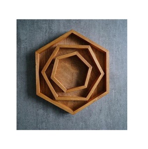 Plateau classique en bois naturel irrégulier avec finition lisse pour servir des collations alimentaires thé café boissons et cuisine - Product Image 1