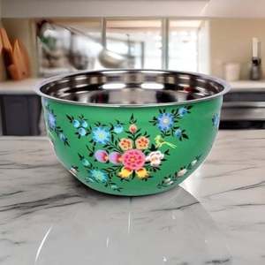 Bols élégants en acier brillant avec courbes artistiques et larges bords pour une utilisation élégante dans la cuisine et la salle à manger - Product Image 1