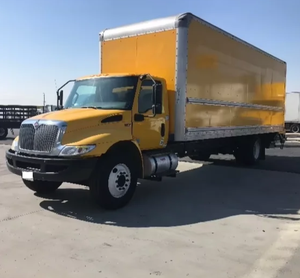 2020 International MV607 Camión de caja de servicio mediano en camión de transmisión automática usado - Product Image 1