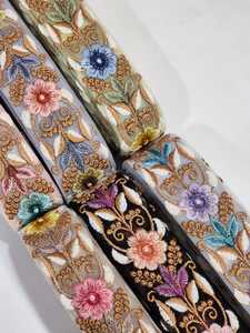 Stock fait à la main 100% coton étroit Vintage dentelle garniture florale tressée fil or paillettes broderie biais ruban Style ethnique mariage - Product Image 2