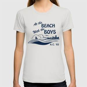 T-shirt en jersey de coton 100% pour filles, design mignon et écologique avec motif de personnage de sérigraphie, décor à rayures teinté uni - Product Image 1