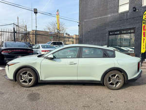 KIAA K-4 LX FWD 2025 USADO EN BUEN ESTADO, SEDÁN ENCANTADOR - Product Image 6